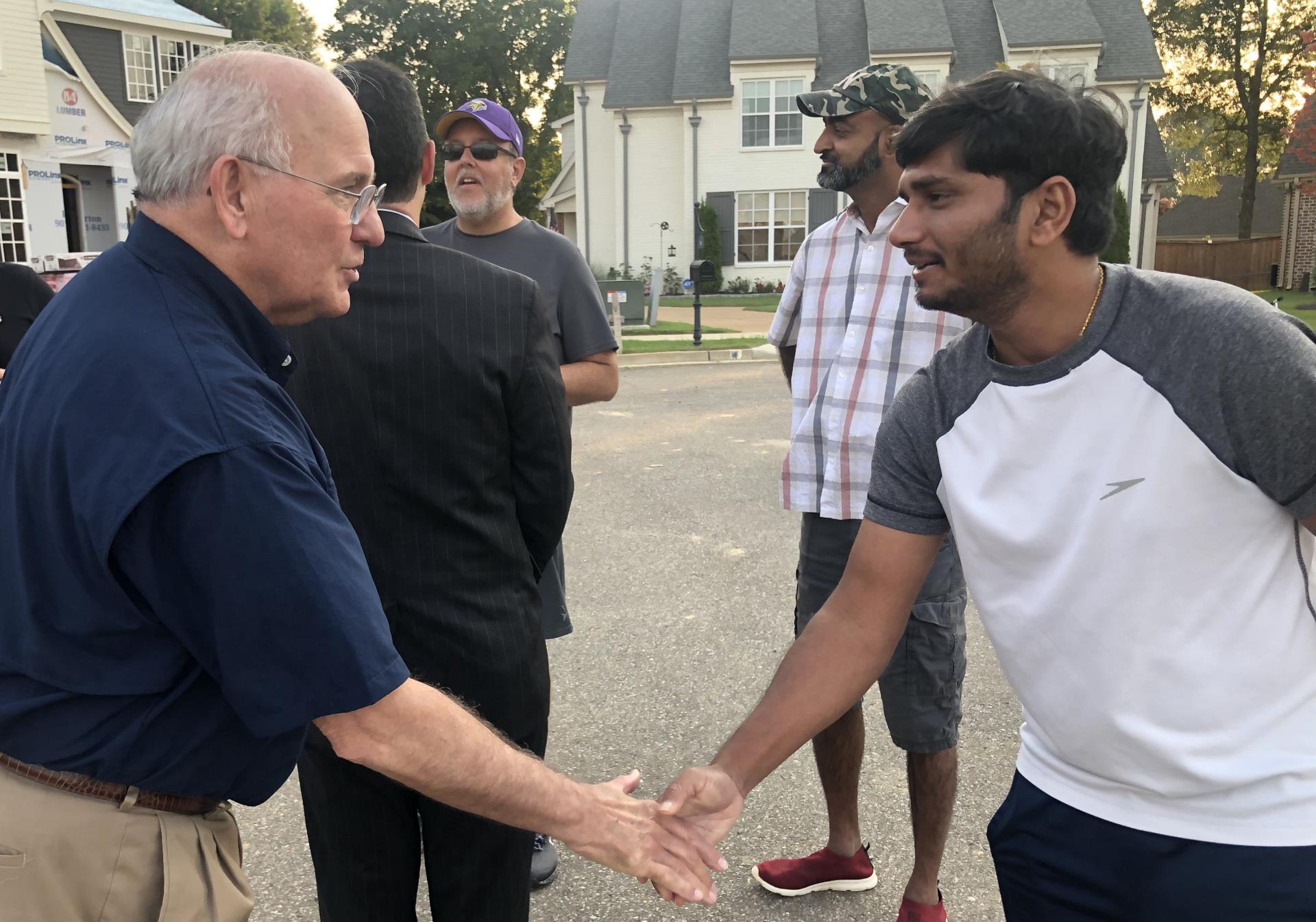 Mayor Joyner Shaking Hands NNO 2021